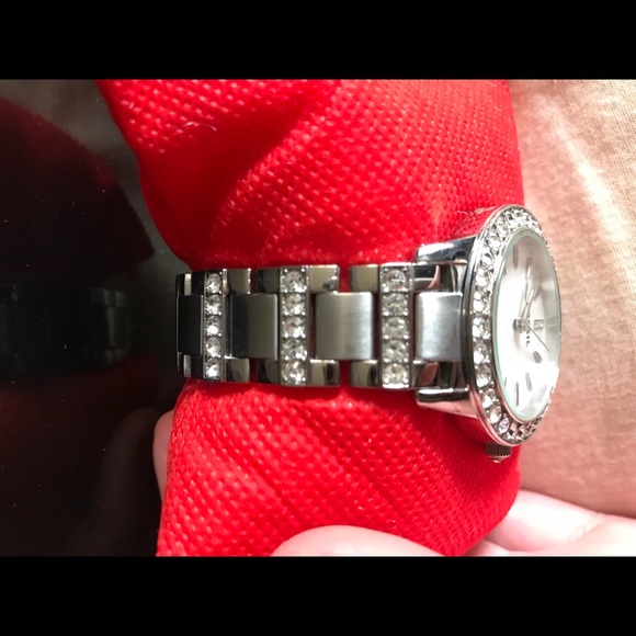 Fossil women’s watch. Great condition. - Picture 2 of 2